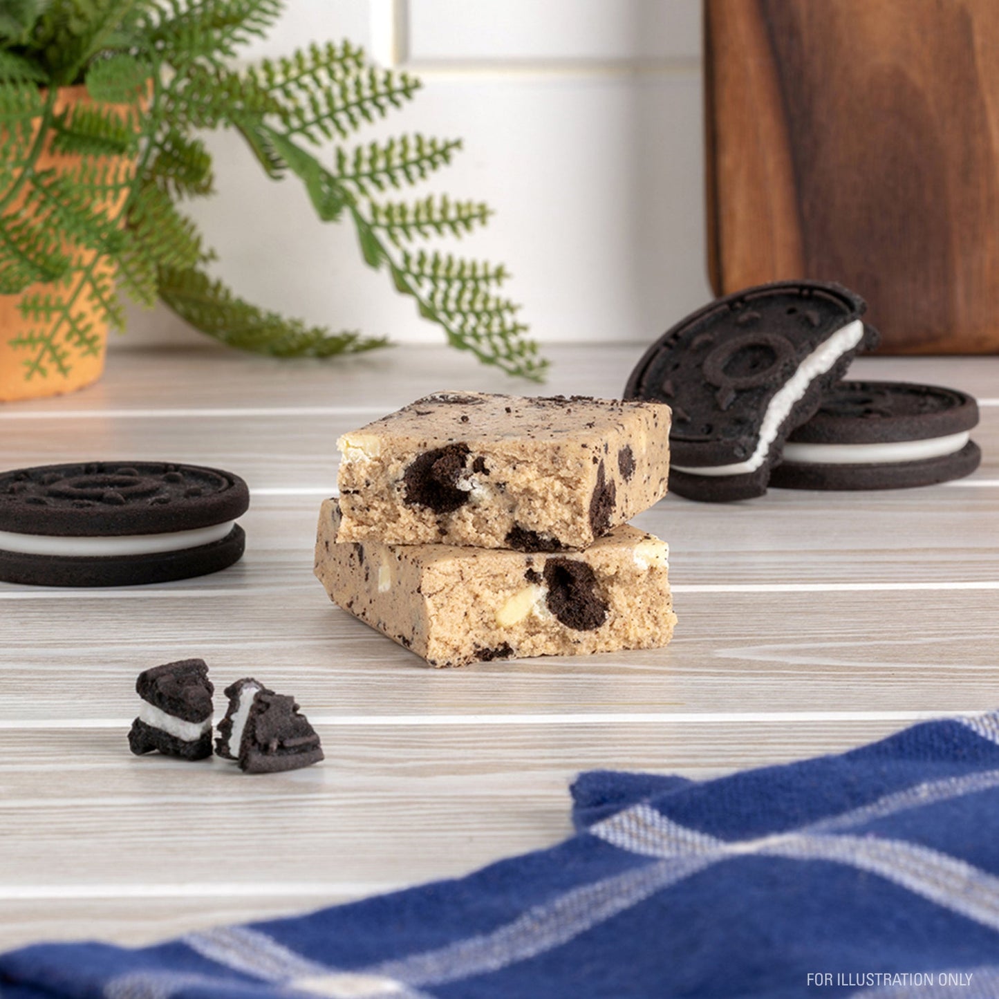 cookies-and-cream-protein-bars-n4 15807_QN_USA_ProteinBar_CAC_InterimAssetUpdate_Digital_Tabletop1.jpg