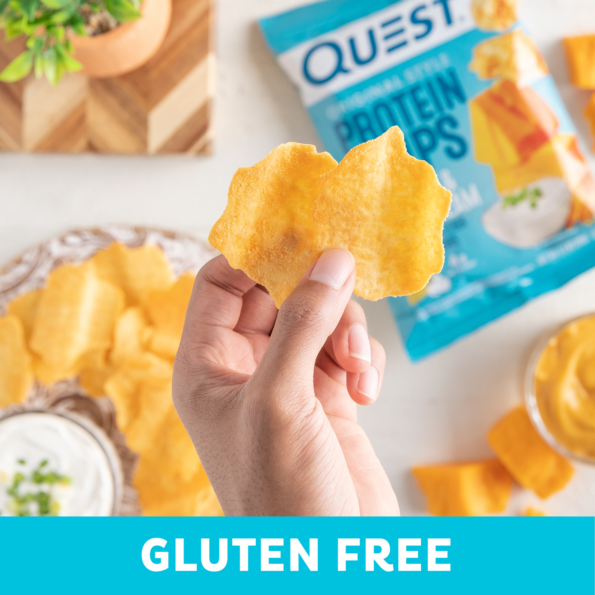 cheddar-and-sour-cream-original-style-protein-chips-f7 qst-000296_cheddar-_-sour-cream-original-style-protein-chips_7.2.png